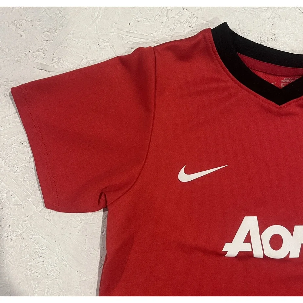 MANCHESTER UNITED 2013 2014 HOME FOOTBALL SHIRT SOCCER JERSEY Size Youth XL Boys
